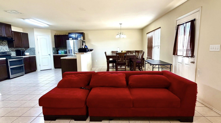 3417 Armando Pena Dr, Laredo, Texas 78046, 3 Bedrooms Bedrooms, 6 Rooms Rooms,2 BathroomsBathrooms,Residential,For Sale,3417 Armando Pena Dr,20260953