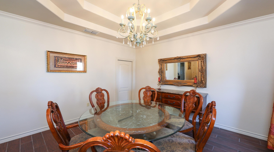 103 Yellowstone Lake Dr, Laredo, Texas 78041, 3 Bedrooms Bedrooms, 7 Rooms Rooms,2 BathroomsBathrooms,Residential,For Sale,103 Yellowstone Lake Dr,20264007
