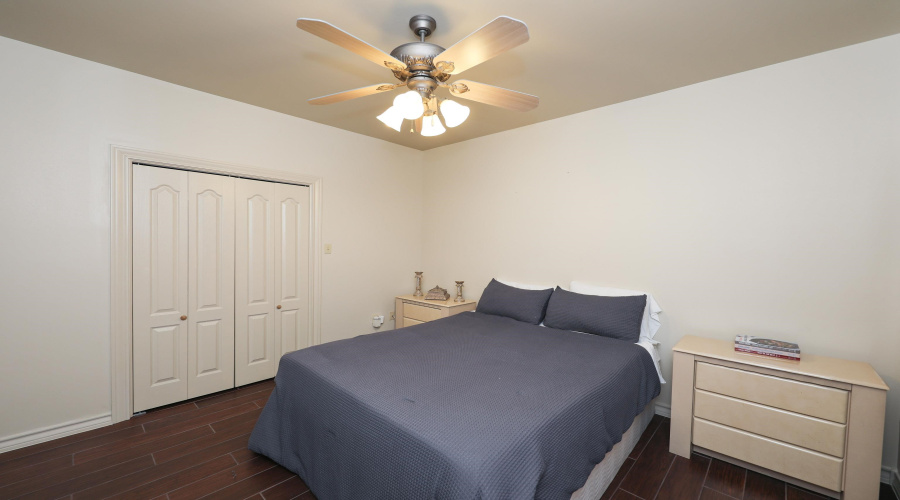 103 Yellowstone Lake Dr, Laredo, Texas 78041, 3 Bedrooms Bedrooms, 7 Rooms Rooms,2 BathroomsBathrooms,Residential,For Sale,103 Yellowstone Lake Dr,20264007