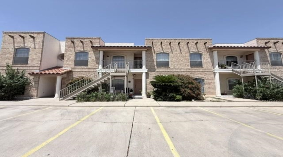 1420 Musser St, Laredo, Texas 78040, 2 Bedrooms Bedrooms, 4 Rooms Rooms,1 BathroomBathrooms,Residential,For Rent,1420 Musser St,20264010