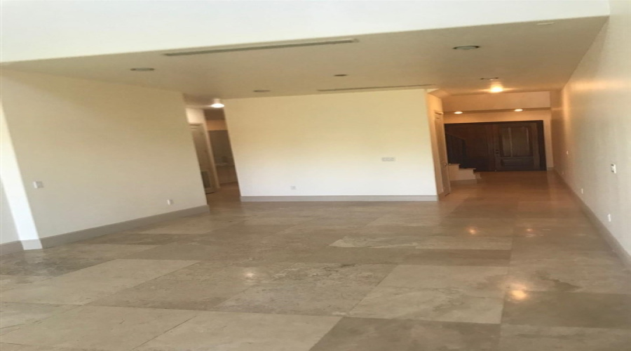 2110 Bermuda Dr, Laredo, Texas 78045, 3 Bedrooms Bedrooms, 7 Rooms Rooms,4 BathroomsBathrooms,Residential,For Rent,2110 Bermuda Dr,20264013