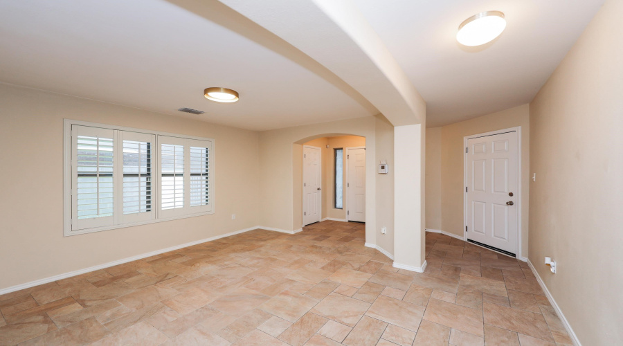 10510 Twilight Dr, Laredo, Texas 78045, 4 Bedrooms Bedrooms, 8 Rooms Rooms,3 BathroomsBathrooms,Residential,For Sale,10510 Twilight Dr,20264015