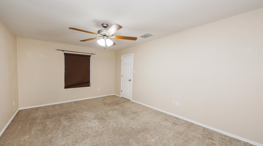 10510 Twilight Dr, Laredo, Texas 78045, 4 Bedrooms Bedrooms, 8 Rooms Rooms,3 BathroomsBathrooms,Residential,For Sale,10510 Twilight Dr,20264015