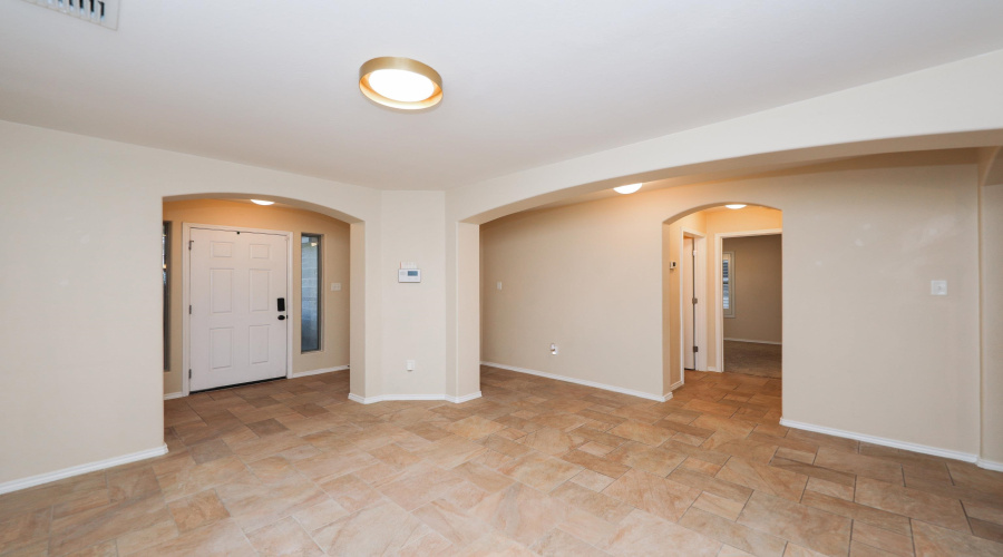 10510 Twilight Dr, Laredo, Texas 78045, 4 Bedrooms Bedrooms, 8 Rooms Rooms,3 BathroomsBathrooms,Residential,For Sale,10510 Twilight Dr,20264015