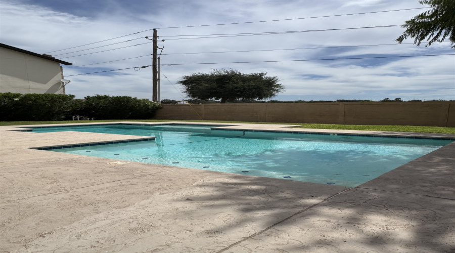 9809 Sterling St., Laredo, Texas 78045, 3 Bedrooms Bedrooms, 7 Rooms Rooms,2 BathroomsBathrooms,Residential,For Rent,9809 Sterling St.,20264016