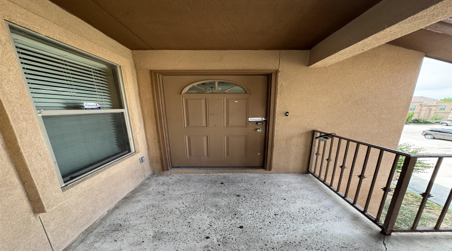9809 Sterling St., Laredo, Texas 78045, 3 Bedrooms Bedrooms, 7 Rooms Rooms,2 BathroomsBathrooms,Residential,For Rent,9809 Sterling St.,20264016