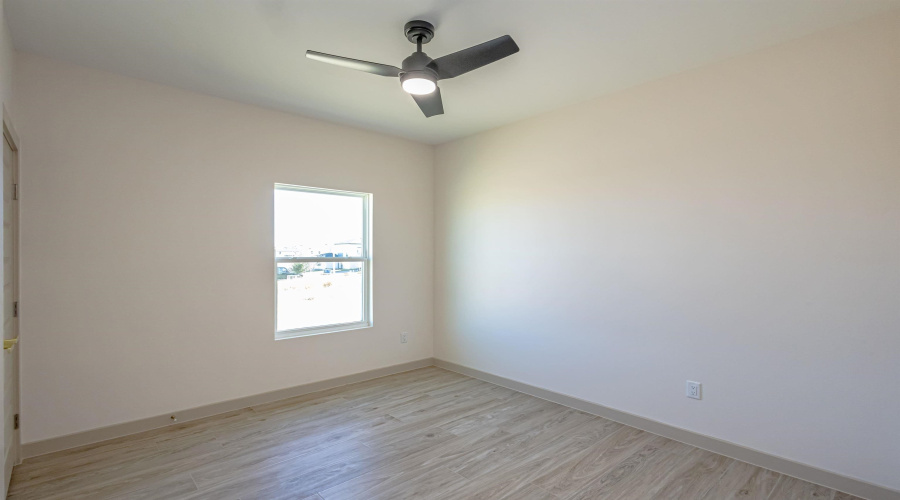 5704 Kylee Dr., Laredo, Texas 78043, 4 Bedrooms Bedrooms, 6 Rooms Rooms,2 BathroomsBathrooms,Residential,For Rent,5704 Kylee Dr.,20264018