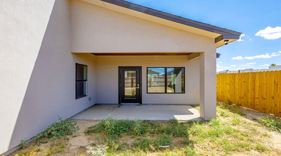 5704 Kylee Dr., Laredo, Texas 78043, 4 Bedrooms Bedrooms, 6 Rooms Rooms,2 BathroomsBathrooms,Residential,For Rent,5704 Kylee Dr.,20264018