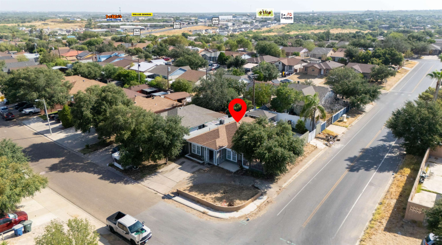 1221 Eisenhower Dr, Laredo, Texas 78046-5901, 3 Bedrooms Bedrooms, 6 Rooms Rooms,3 BathroomsBathrooms,Residential,For Sale,1221 Eisenhower Dr,20264021