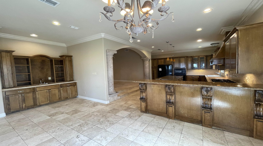 232 Middleston Dr, Laredo, Texas 78045, 3 Bedrooms Bedrooms, 6 Rooms Rooms,3 BathroomsBathrooms,Residential,For Rent,232 Middleston Dr,20264027