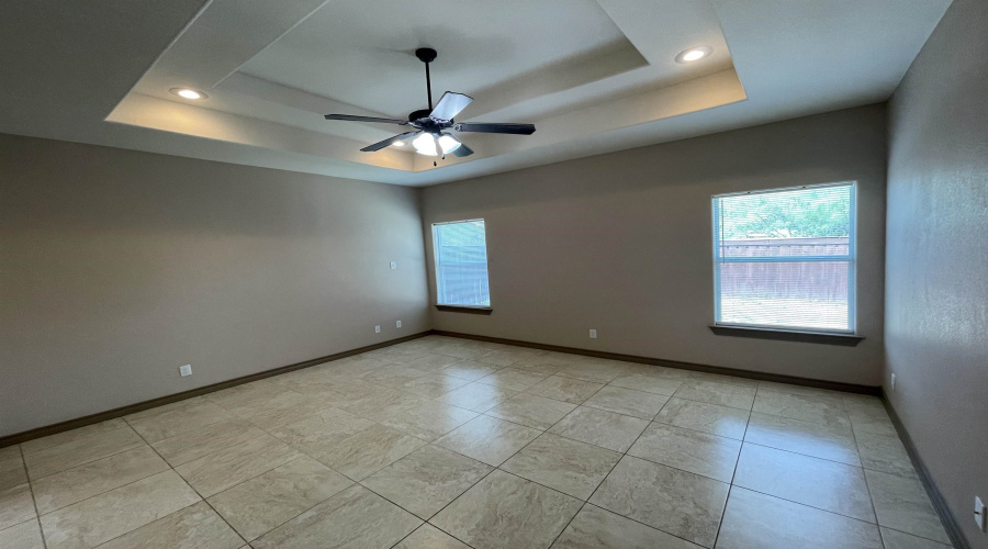 2314 Leo Reyes Ct, Laredo, Texas 78041, 3 Bedrooms Bedrooms, 6 Rooms Rooms,2 BathroomsBathrooms,Residential,For Rent,2314 Leo Reyes Ct,20264028
