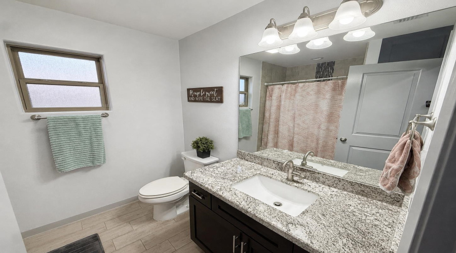 3715 Jose C Santos Dr, LAREDO, Texas 78046, 3 Bedrooms Bedrooms, 5 Rooms Rooms,2 BathroomsBathrooms,Residential,For Sale,3715 Jose C Santos Dr,20264029