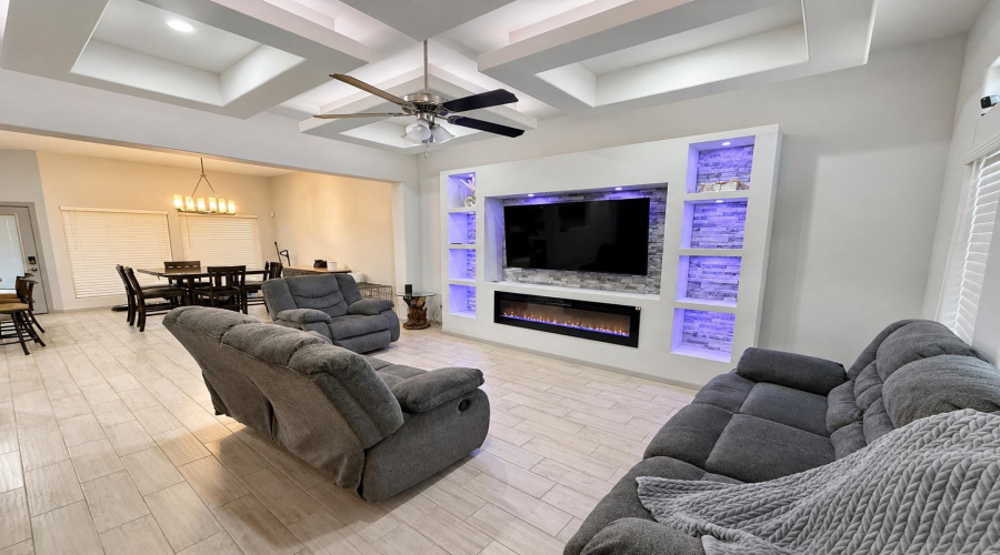 3715 Jose C Santos Dr, LAREDO, Texas 78046, 3 Bedrooms Bedrooms, 5 Rooms Rooms,2 BathroomsBathrooms,Residential,For Sale,3715 Jose C Santos Dr,20264029