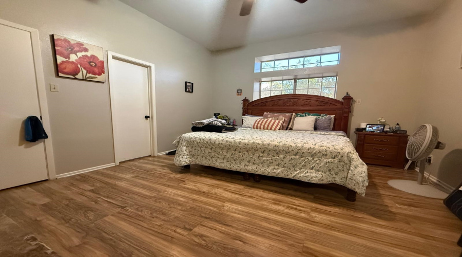 9638 Mallard Lp, Laredo, Texas 78045, 3 Bedrooms Bedrooms, 4 Rooms Rooms,2 BathroomsBathrooms,Residential,For Sale,9638 Mallard Lp,20264031