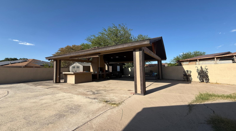 9638 Mallard Lp, Laredo, Texas 78045, 3 Bedrooms Bedrooms, 4 Rooms Rooms,2 BathroomsBathrooms,Residential,For Sale,9638 Mallard Lp,20264031