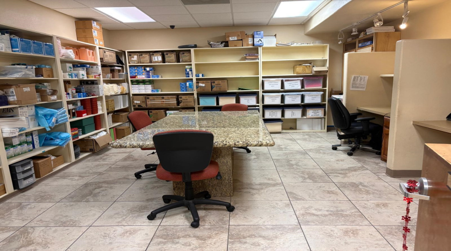7917 McPherson Rd, LAREDO, Texas 78041-3576, 11 Rooms Rooms,2 BathroomsBathrooms,Commercial retail/office,For Sale,7917 McPherson Rd,20264033