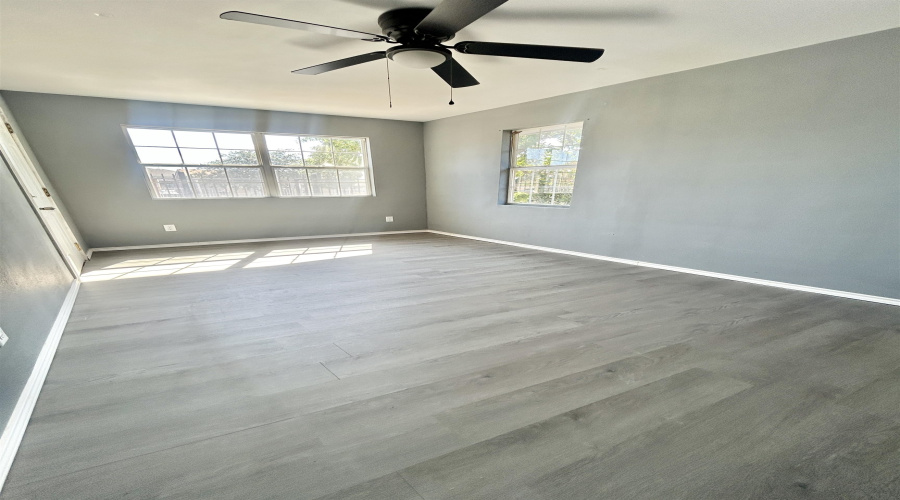 2314 Pine St, Laredo, Texas 78046, 3 Bedrooms Bedrooms, 4 Rooms Rooms,1 BathroomBathrooms,Residential,For Rent,2314 Pine St,20264032