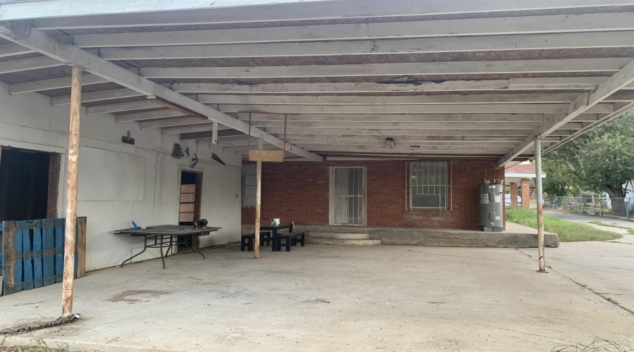 3413 Pine St, Laredo, Texas 78046, 3 Bedrooms Bedrooms, 5 Rooms Rooms,2 BathroomsBathrooms,Residential,For Rent,3413 Pine St,20264036