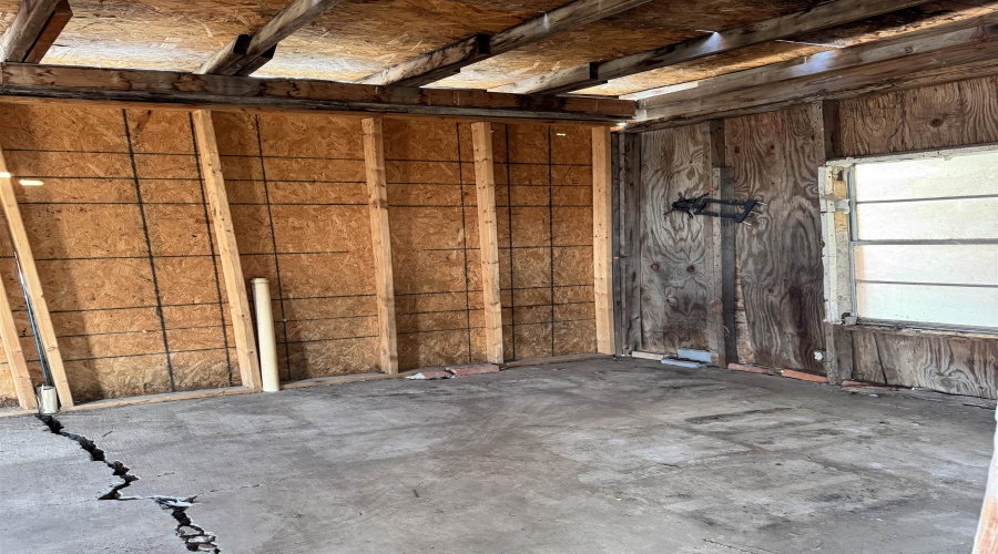 3413 Pine St, Laredo, Texas 78046, 3 Bedrooms Bedrooms, 5 Rooms Rooms,2 BathroomsBathrooms,Residential,For Rent,3413 Pine St,20264036