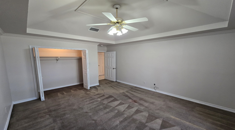 8802 Crossview Lp, Laredo, Texas 78045, 4 Bedrooms Bedrooms, 6 Rooms Rooms,3 BathroomsBathrooms,Residential,For Rent,8802 Crossview Lp,20264037