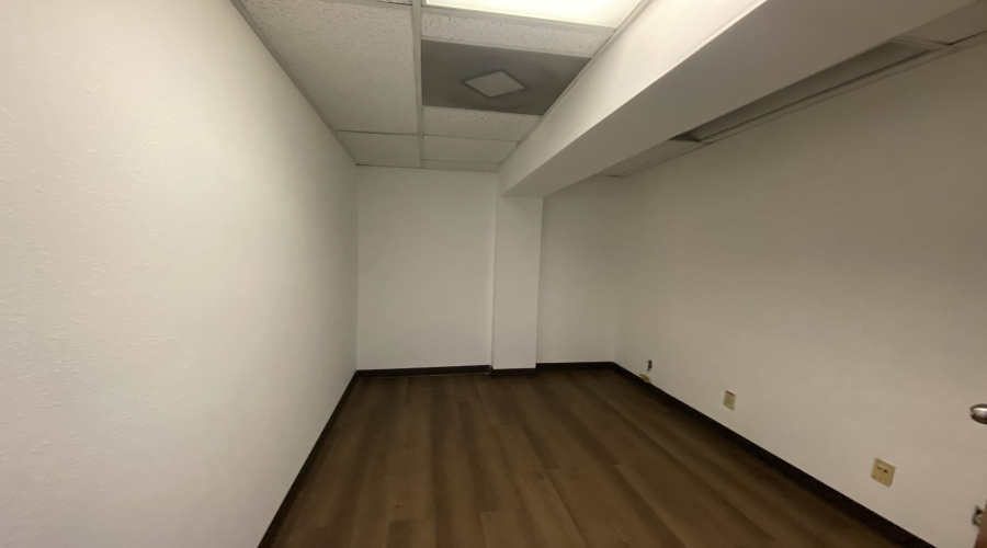 8321 Las Cruces Dr, LAREDO, Texas 78045, 1 Room Rooms,2 BathroomsBathrooms,Commercial retail/office,For Rent,8321 Las Cruces Dr,20264051