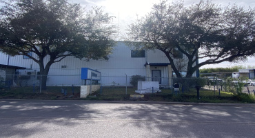 8321 Las Cruces Dr, LAREDO, Texas 78045, 1 Room Rooms,2 BathroomsBathrooms,Commercial retail/office,For Rent,8321 Las Cruces Dr,20264052