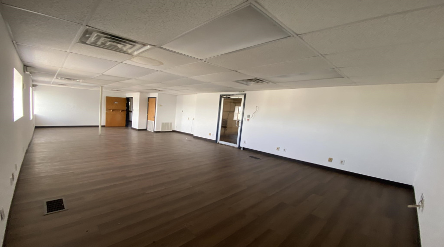 8321 Las Cruces Dr, LAREDO, Texas 78045, 1 Room Rooms,2 BathroomsBathrooms,Commercial retail/office,For Rent,8321 Las Cruces Dr,20264052