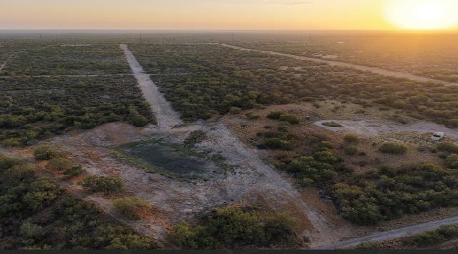 2818 Ranch Rd, San Ygnacio, Texas 78067, ,Land,For Sale,2818 Ranch Rd,20264045