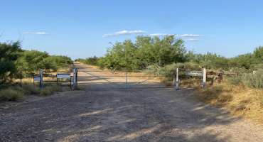 2818 Ranch Rd, San Ygnacio, Texas 78067, ,Land,For Sale,2818 Ranch Rd,20264045
