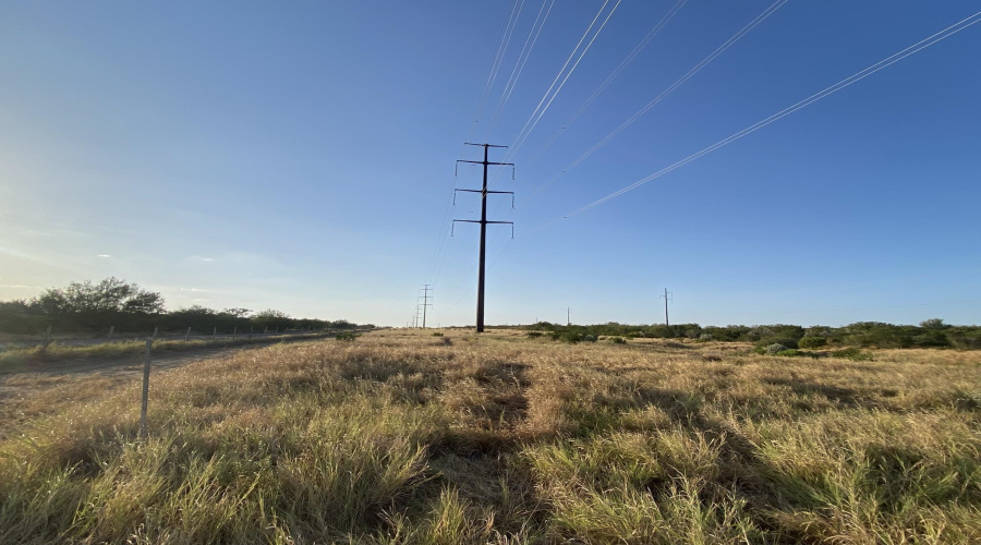 2819 Ranch Rd, San Ygnacio, Texas 78067, ,Land,For Sale,2819 Ranch Rd,20264046