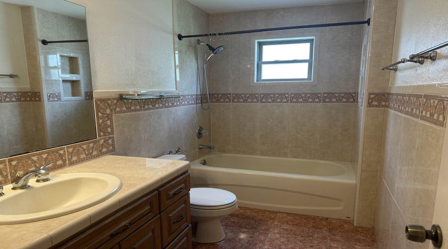 9019 Siller Lp, Laredo, Texas 78045, 3 Bedrooms Bedrooms, 7 Rooms Rooms,2 BathroomsBathrooms,Residential,For Rent,9019 Siller Lp,20264038