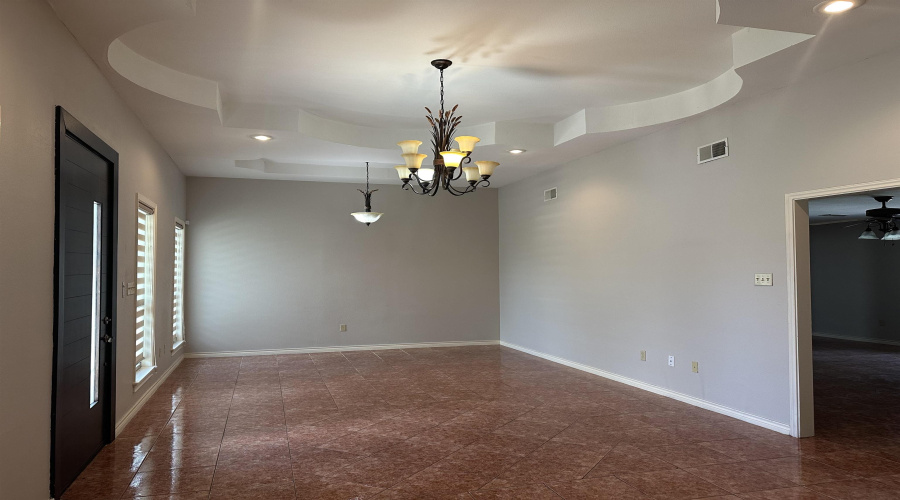9019 Siller Lp, Laredo, Texas 78045, 3 Bedrooms Bedrooms, 7 Rooms Rooms,2 BathroomsBathrooms,Residential,For Rent,9019 Siller Lp,20264038