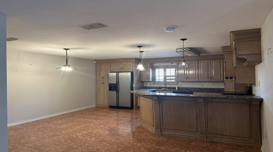 9019 Siller Lp, Laredo, Texas 78045, 3 Bedrooms Bedrooms, 7 Rooms Rooms,2 BathroomsBathrooms,Residential,For Rent,9019 Siller Lp,20264038