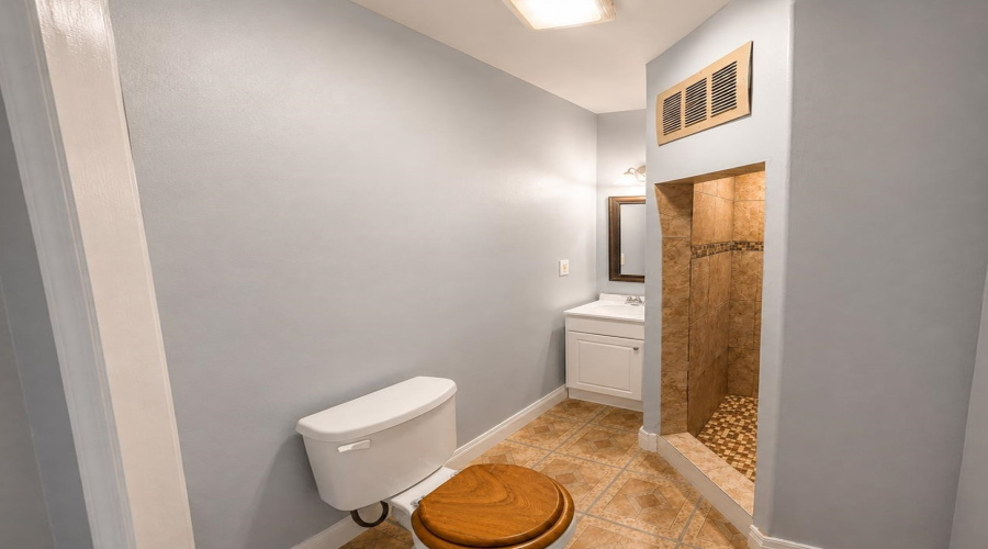 5802 Gale Ct, Laredo, Texas 78041, 3 Bedrooms Bedrooms, 6 Rooms Rooms,3 BathroomsBathrooms,Residential,For Sale,5802 Gale Ct,20264039