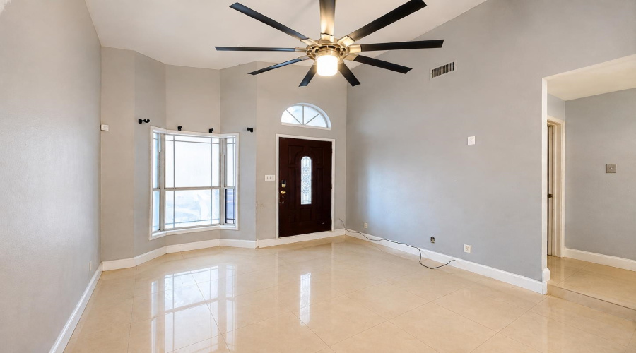 5802 Gale Ct, Laredo, Texas 78041, 3 Bedrooms Bedrooms, 6 Rooms Rooms,3 BathroomsBathrooms,Residential,For Sale,5802 Gale Ct,20264039