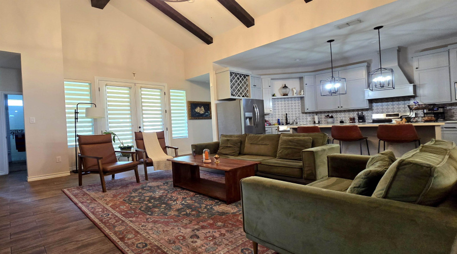 2413 Ken Kesey Dr., Laredo, Texas 78041, 4 Bedrooms Bedrooms, 5 Rooms Rooms,3 BathroomsBathrooms,Residential,For Sale,2413 Ken Kesey Dr.,20264041