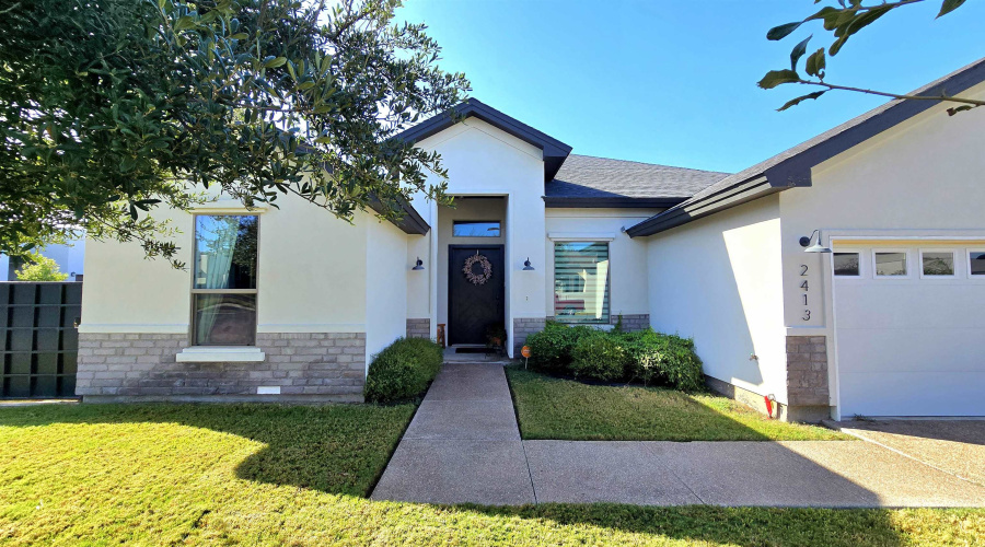 2413 Ken Kesey Dr., Laredo, Texas 78041, 4 Bedrooms Bedrooms, 5 Rooms Rooms,3 BathroomsBathrooms,Residential,For Sale,2413 Ken Kesey Dr.,20264041