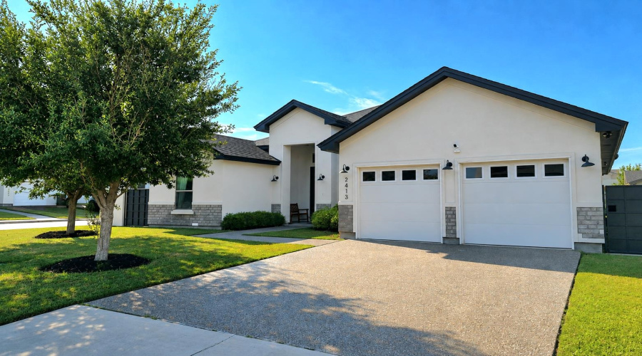2413 Ken Kesey Dr., Laredo, Texas 78041, 4 Bedrooms Bedrooms, 5 Rooms Rooms,3 BathroomsBathrooms,Residential,For Sale,2413 Ken Kesey Dr.,20264041
