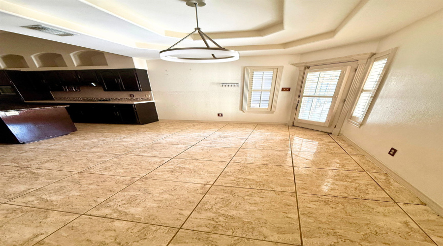 1822 Lemonwood Dr, Laredo, Texas 78045, 4 Bedrooms Bedrooms, 7 Rooms Rooms,2 BathroomsBathrooms,Residential,For Rent,1822 Lemonwood Dr,20264047
