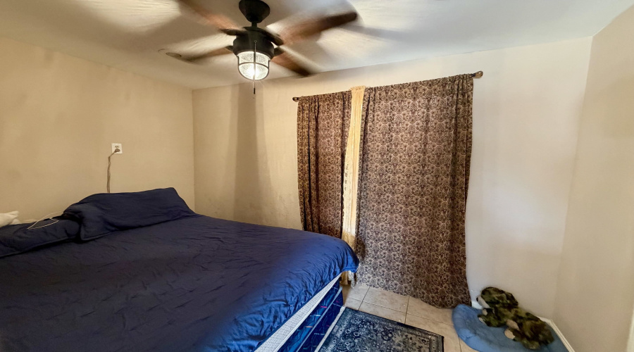 440 General Franco Dr, Laredo, Texas 78046, 3 Bedrooms Bedrooms, 8 Rooms Rooms,4 BathroomsBathrooms,Residential,For Sale,440 General Franco Dr,20264049