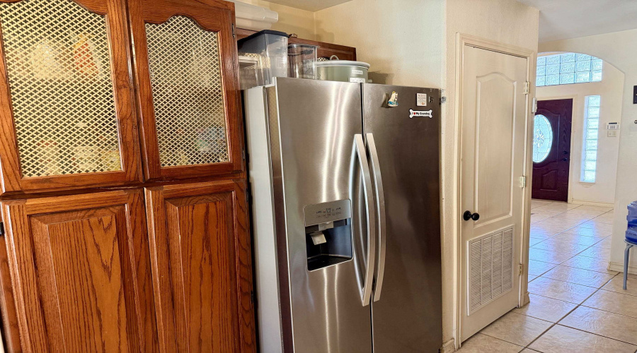 440 General Franco Dr, Laredo, Texas 78046, 3 Bedrooms Bedrooms, 8 Rooms Rooms,4 BathroomsBathrooms,Residential,For Sale,440 General Franco Dr,20264049