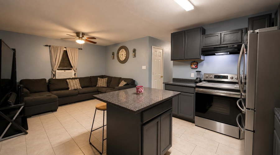 2905 Coventry Dr., Laredo, Texas 78046, 1 Bedroom Bedrooms, 3 Rooms Rooms,1 BathroomBathrooms,Residential,For Sale,2905 Coventry Dr.,20264054