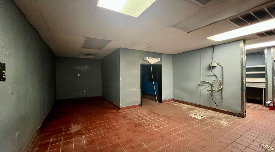3501 San Dario Ave, LAREDO, Texas 78041, 1 Room Rooms,2 BathroomsBathrooms,Commercial retail/office,For Rent,3501 San Dario Ave,20264055