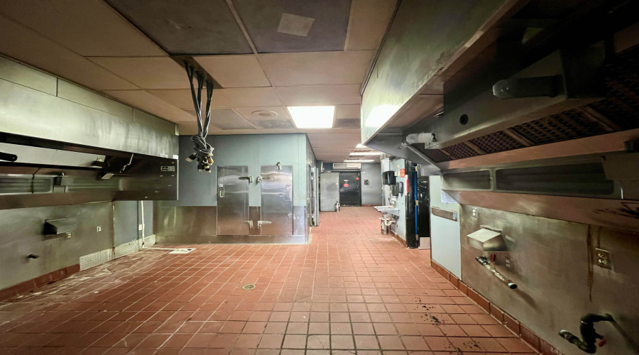 3501 San Dario Ave, LAREDO, Texas 78041, 1 Room Rooms,2 BathroomsBathrooms,Commercial retail/office,For Rent,3501 San Dario Ave,20264055