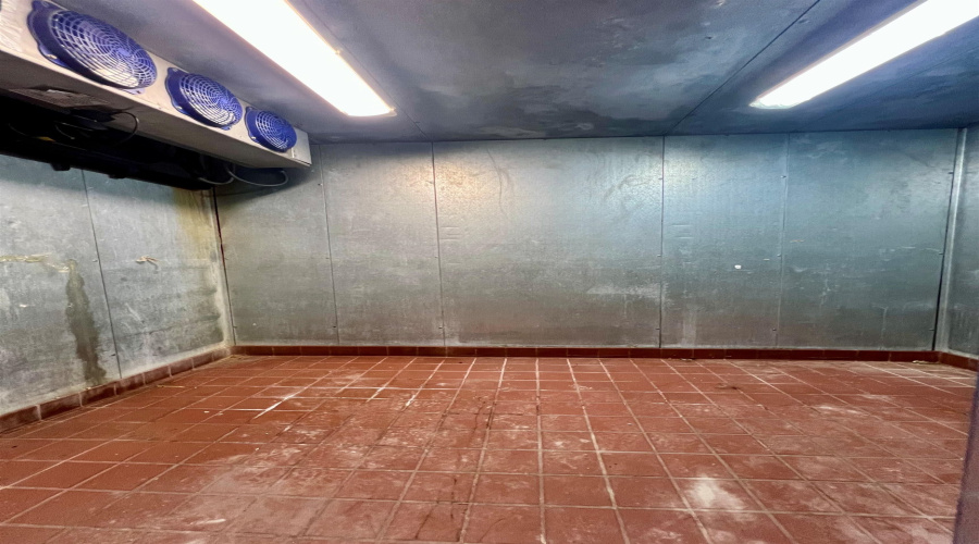 3501 San Dario Ave, LAREDO, Texas 78041, 1 Room Rooms,2 BathroomsBathrooms,Commercial retail/office,For Rent,3501 San Dario Ave,20264055