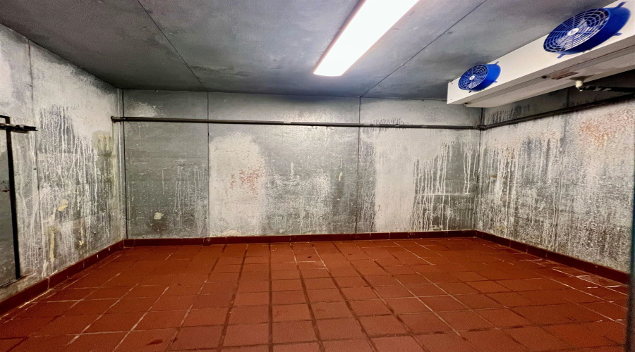 3501 San Dario Ave, LAREDO, Texas 78041, 1 Room Rooms,2 BathroomsBathrooms,Commercial retail/office,For Rent,3501 San Dario Ave,20264055