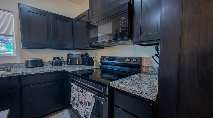 6520 Adenia Loop, Laredo, Texas 78043, 3 Bedrooms Bedrooms, 5 Rooms Rooms,2 BathroomsBathrooms,Residential,For Sale,6520 Adenia Loop,20264061