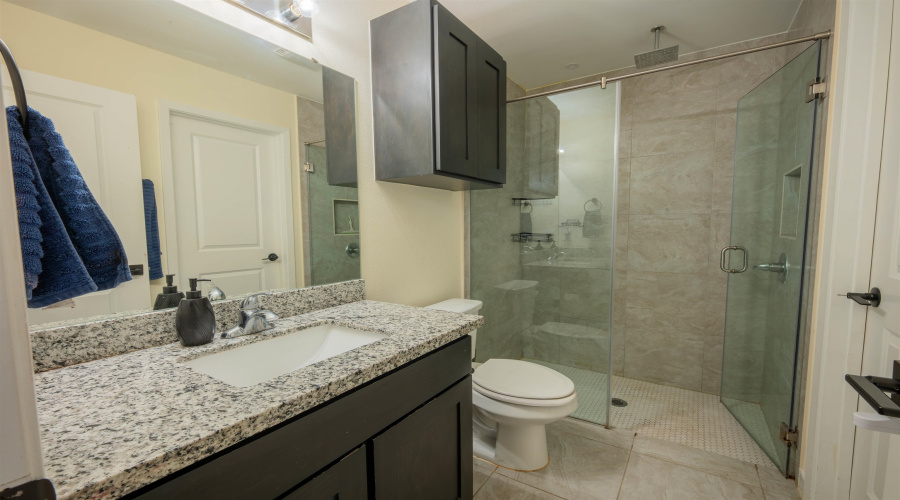 6520 Adenia Loop, Laredo, Texas 78043, 3 Bedrooms Bedrooms, 5 Rooms Rooms,2 BathroomsBathrooms,Residential,For Sale,6520 Adenia Loop,20264061