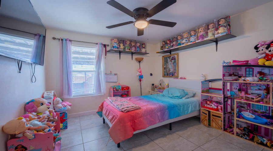 6520 Adenia Loop, Laredo, Texas 78043, 3 Bedrooms Bedrooms, 5 Rooms Rooms,2 BathroomsBathrooms,Residential,For Sale,6520 Adenia Loop,20264061