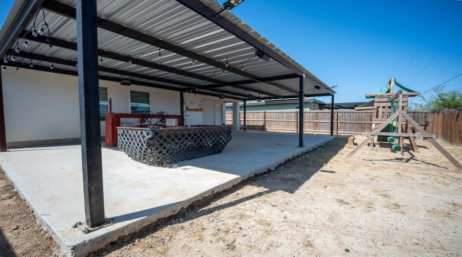 6520 Adenia Loop, Laredo, Texas 78043, 3 Bedrooms Bedrooms, 5 Rooms Rooms,2 BathroomsBathrooms,Residential,For Sale,6520 Adenia Loop,20264061